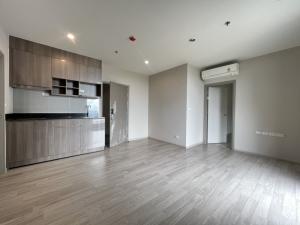 For SaleCondoBangna, Bearing, Lasalle : Quick sale, free transfer fee. 2 bedrooms, 2 bathrooms, wide frontage, high floor @bts Bangna