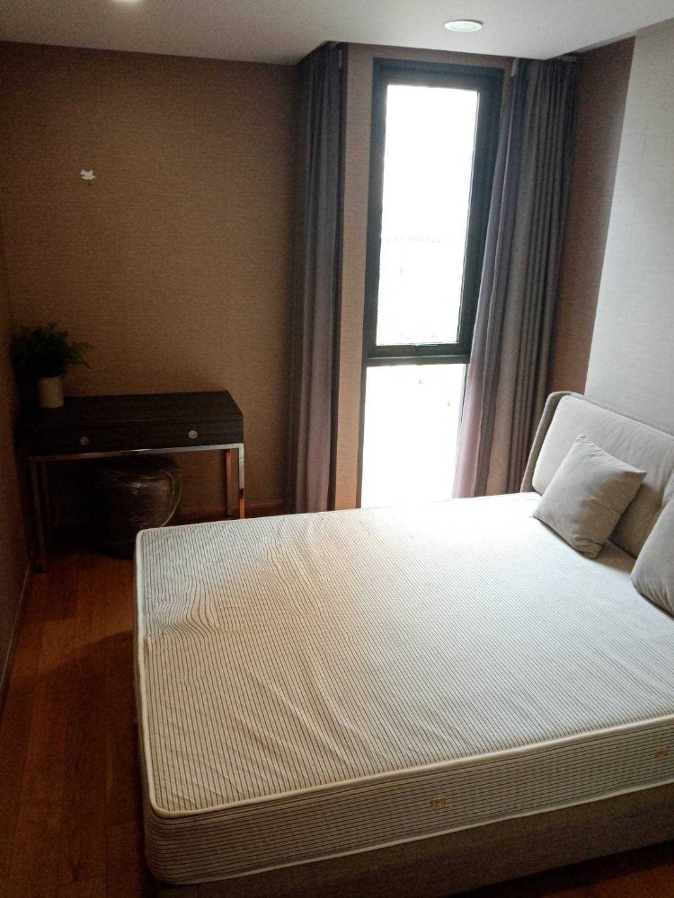 ให้เช่าคอนโดสยาม จุฬา สามย่าน : Klass Siam 2 Bed Please add Llne ld btsmrt O84-15O-5483 Thai-Eng-Chi-Jap Rental Price 35,999 B Sell 12.5 MB