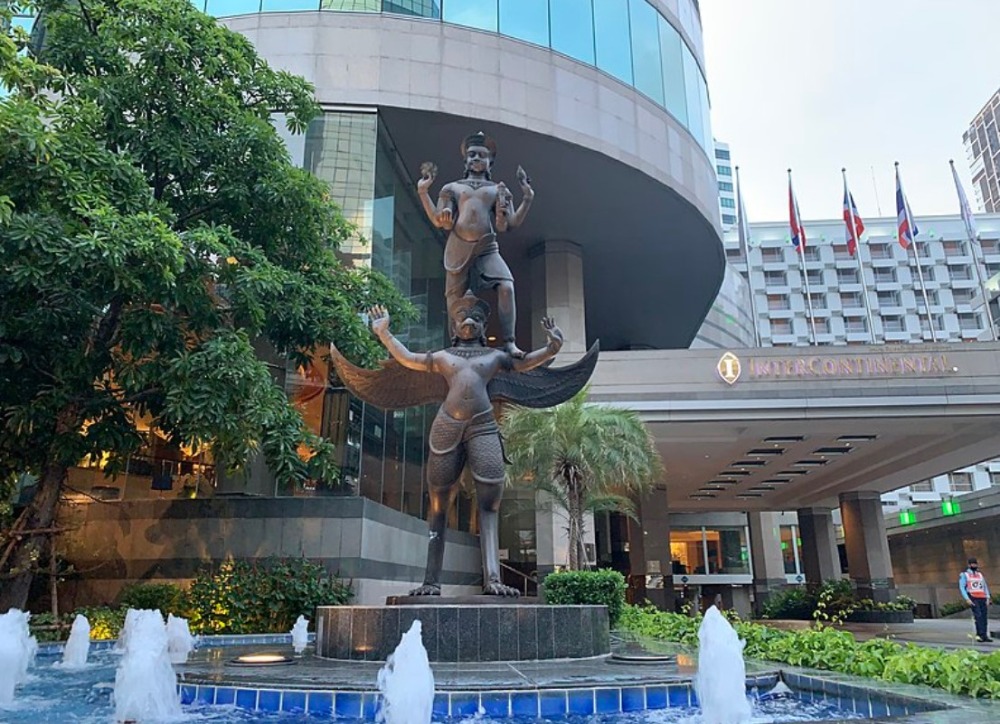 ให้เช่าคอนโดวิทยุ ชิดลม หลังสวน : President Place 2 Bed Please add Llne ld btsmrt O84-15O-5483 Thai-Eng-Chi-Jap Rent  54,999 B  Sell 12.5 MB