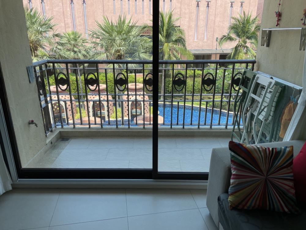 For SaleCondoHuahin, Prachuap Khiri Khan, Pran Buri : Condo Marquez, Building 6, Floor 3, pool view. Fully furnished room. Fully renovated Never rent