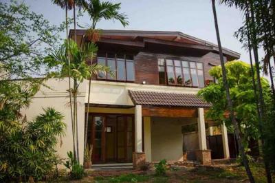 For SaleHouseRatchadapisek, Huaikwang, Suttisan : 6509-112 House for sale, Ratchada Huay Kwang, real teak wood, contemporary style,3ิbed