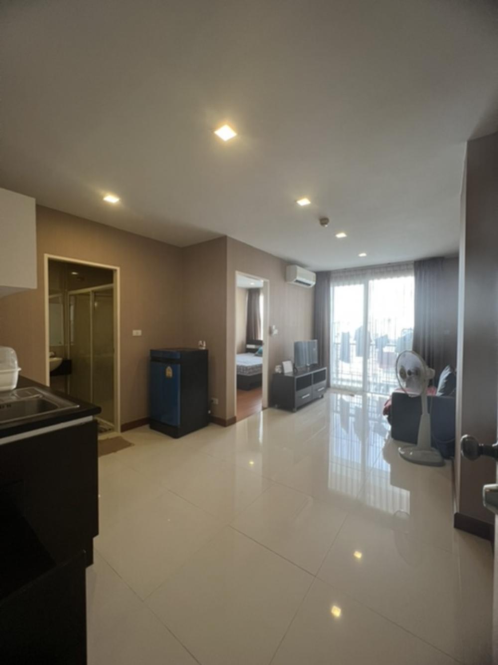For SaleCondoLadkrabang, Suwannaphum Airport : Quick sale, Condo Airlink Residences, new phase, Building 6