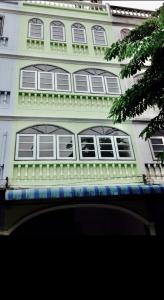 For RentShophouseBang kae, Phetkasem : rental owner Commercial building for rent, good location, price 25,000 baht/month