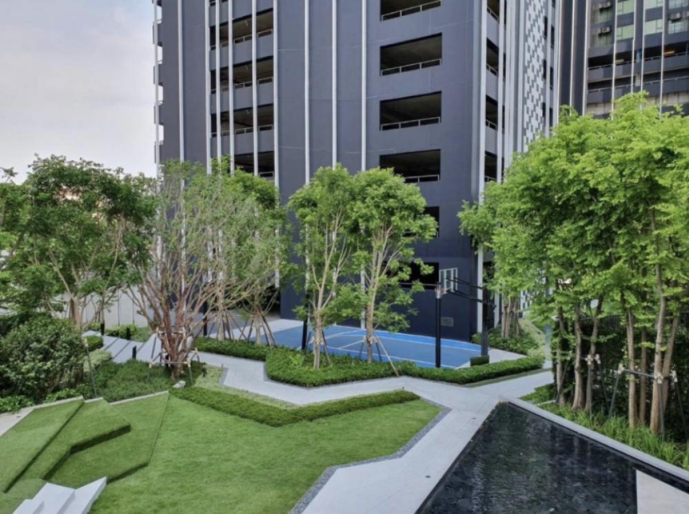 ขายคอนโดลาดพร้าว เซ็นทรัลลาดพร้าว : ขายขาดทุน  คอนโด Life Ladprao ตึก B (出售公寓 Life Ladprao，B 座 ) เจ้าของขายเอง (***ไม่ปล่อยเช่าครับ***) ภาษี ค่าธรรมเนียมทุกอย่าง คนละครึ่ง ครับ