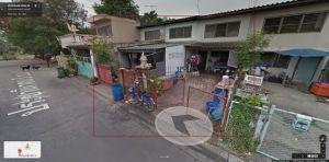 For SaleTownhouseBang Sue, Wong Sawang, Tao Pun : Selling 2 townhouses next to it. In the village of Prachaniwet 3