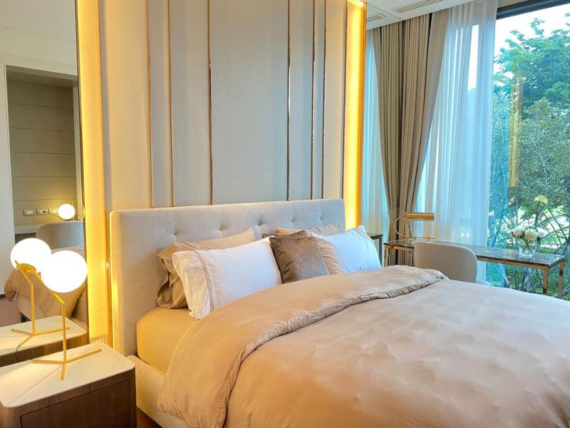 For SaleCondoWitthayu, Chidlom, Langsuan, Ploenchit : For Sale The Residences at Sindhorn Kempinski Hotel Bangkok 1 Bed 14.6 mb