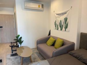 For RentCondoBang Sue, Wong Sawang, Tao Pun : 🔥IDEO Mobi Wongsawang🔥Beautiful room, special price, ready to move in. // Inquire at LineOfficial:@Promptyou