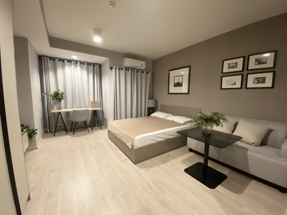 For RentCondoWongwianyai, Charoennakor : Condo for rent Ideo Sathorn - Wongwian Yai (Ideo Sathorn- Wongwian Yai) new room, beautiful ✅