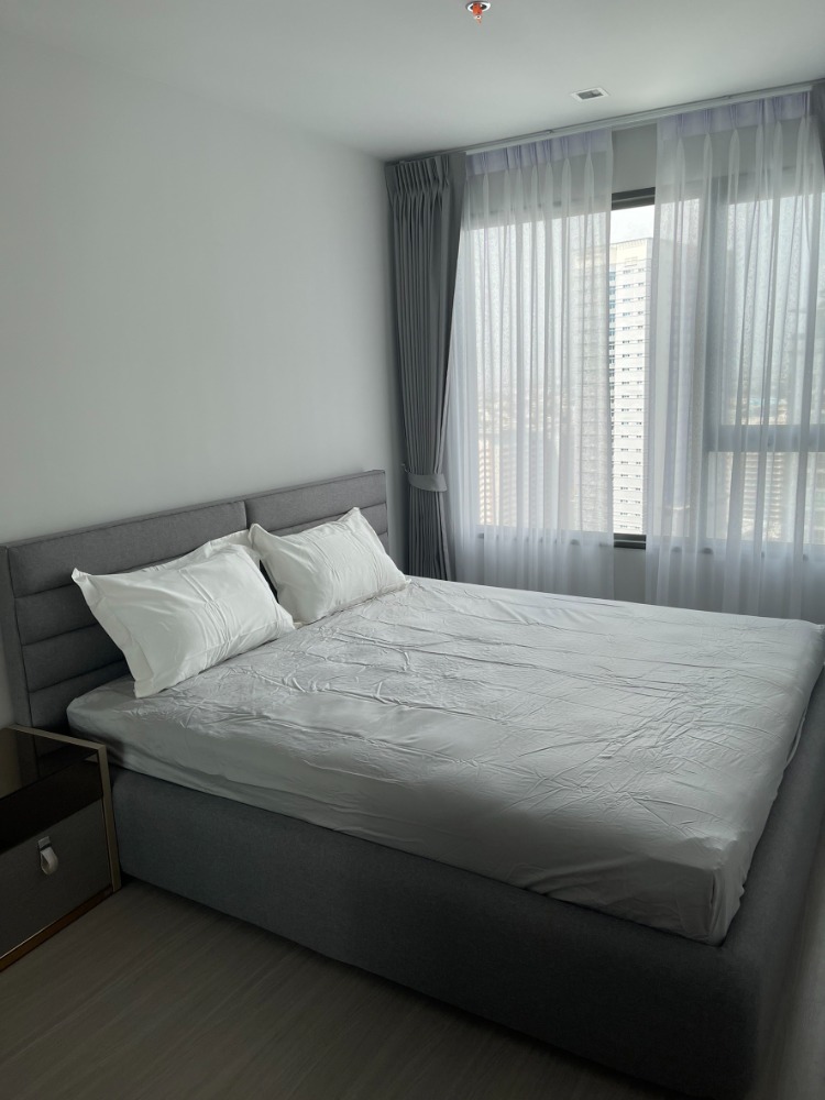 For RentCondoLadprao, Central Ladprao : For rent Life Ladprao, High floor, very beautiful room LH-RW400