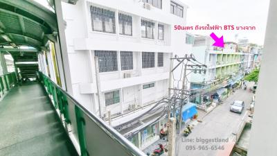 For SaleShophouseOnnut, Udomsuk : Commercial building for sale in Sukhumvit. Near BTS50 meters, very good location, usually there are almost no sales people in this location.