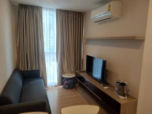 For SaleCondoPinklao, Charansanitwong : Condo for sale, Chateau in Town Charansanitwong 96/2 (Chateau in Town Charansanitwong 96/2), size 38.11 sq.m., 2 bedrooms, corner room, fully furnished. Near Si Rat Expressway and Bang O MRT 900 meters