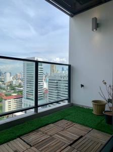 For RentCondoSukhumvit, Asoke, Thonglor : Condo for rent, special price, The Loft Asoke, ready to move in, good location
