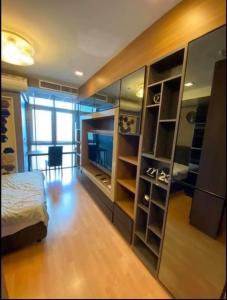 For RentCondoSukhumvit, Asoke, Thonglor : 🔰Nusasiri Grand Condo 🔰 Beautifully decorated, fully furnished, ready to move in ✅ Near BTS Ekkamai. If interested, contact me.