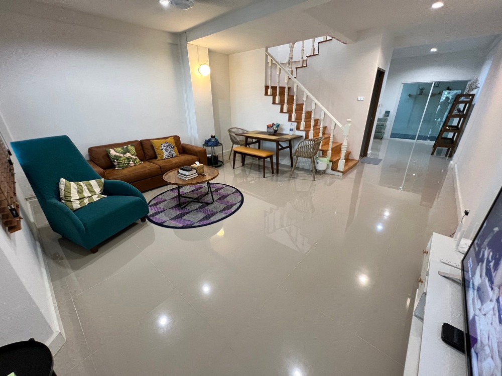 For RentTownhouseVipawadee, Don Mueang, Lak Si : Townhome for rent neat Don Mueang Airport with fully furnished and ready to move in at Soi Vibhavadi-Rangsit 76 have pet friendly