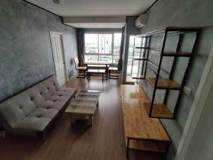 For RentCondoThaphra, Talat Phlu, Wutthakat : ( S00-0290107(2) ) Condo for rent, U Delight @ Talat Phlu Station, contact us at ID Line: @525rlvnh (with @ too) Add me!