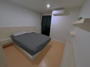 For RentCondoRatchadapisek, Huaikwang, Suttisan : 🟡2209-796 🟡 🔥🔥 Good price, beautiful room 📌Metro Sky Ratchada [METRO SKY RATCHADA ] ||@condo.p (with @ in front)
