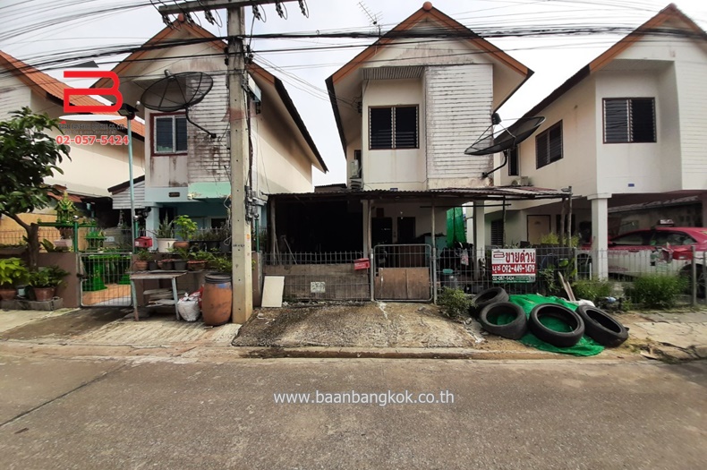 ขายบ้านปทุมธานี รังสิต ธรรมศาสตร์ : บ้านเดี่ยว หมู่บ้านเอื้ออาทร รังสิตคลอง 5/3 เนื้อที่ 21 ตรว. ถนนคลองหลวง อ.คลองหลวง จ.ปทุมธานี