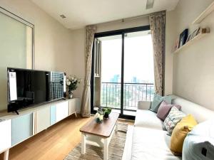 For RentCondoLadprao, Central Ladprao : For rent Equinox Ladprao Intersection, next to ttb Headquarters / next to Sun Tower, north, comfortable, not hot, balcony: Chatuchak view + Lat Phrao intersection, looking far, unblocked view, 1 bedroom, size 40 sq m, 27th floor