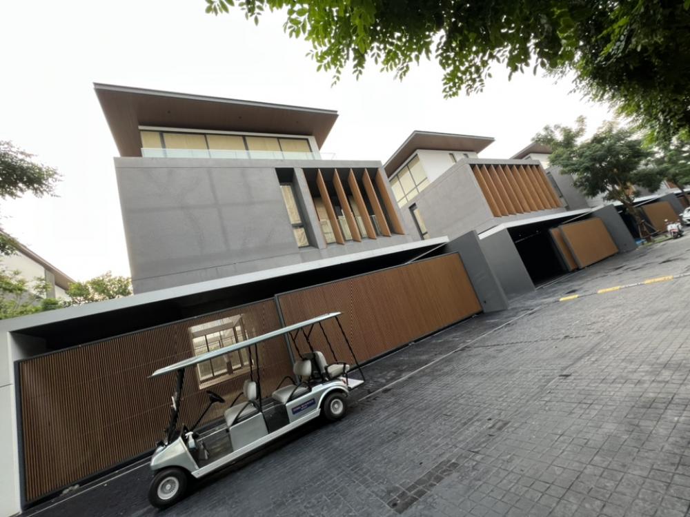 For SaleHouseRama9, Petchburi, RCA : Selling : ULTRA LUXURY HOUSE IN RAMA 9 , 5 Bed 7 Bath , 4- 6 Parking Lot , 1,200 sqm , 130 sqw 🔥🔥Selling Price : 189,000,000 THB 🔥🔥Transfer Fee : 50/50#superluxuryhousebkk#Ultraluxurycondo #luxuryhousebangkok #superluxurycondoforsale #real estate