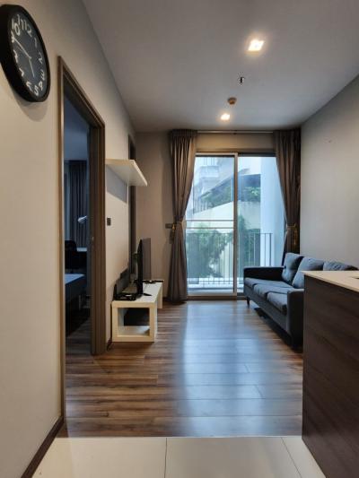 For RentCondoSukhumvit, Asoke, Thonglor : (S)CEI009_P CEIL EKKAMAI **Very beautiful room, fully furnished, you can drag your luggage in** Easy to travel near BTS, complete facilities.