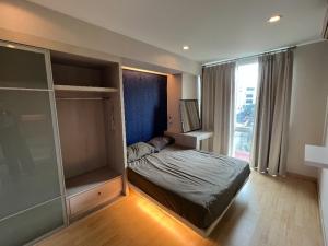 For RentCondoWongwianyai, Charoennakor : (S8-4050101) Condo for rent, Citrine, contact to inquire at ID Line: @thekeysiam (with @ too) Add me!