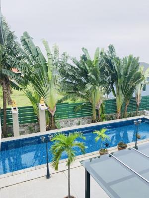 For RentHousePattaya, Bangsaen, Chonburi : 🏡Luxury pool villa for rent and sale at sukhumvit 89/ PattayaLand size 224TW5 bedroom 5 bathroom 1 living room 1 kitchen room big garden Big swimming pool 24 security Rent 90,000/ month for year contract Incuding take care swimming pool and garden 2 month