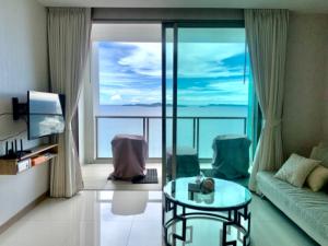 For RentCondoPattaya, Bangsaen, Chonburi : For rent: Stunning Sea View‼️ Corner unit Hight floor