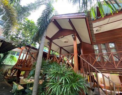 For SaleBusinesses for saleSukhothai : Hotel for sale in downtown of Sukhothai Thailand. Can serve up to 80 guests