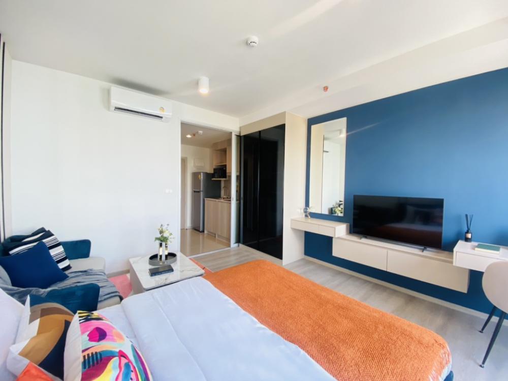 Sale DownCondoPinklao, Charansanitwong : 🌈Ideo Charan 70, size 26 sq m., 1 room available, out of reservation, river view Can move in immediately, low installments, only 9,XXX baht / month (cheaper than renting) Project room, first hand, interested 📞 Fahsai 089-0188037 🆔 Fahsaipbs