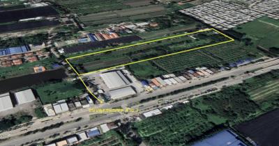 For SaleLandPinklao, Charansanitwong : Land for sale Land for sale on Phutthamonthon Sai 3 Road, near Boonthavorn Borommaratchachonnani, area 11 rai 3 ngan, behind the canal