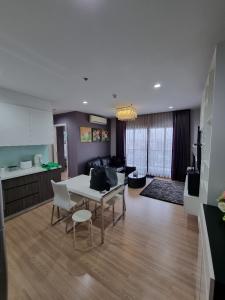 For RentCondoWongwianyai, Charoennakor : !!Latest update!! For rent Urbano Absolute Sathon-Taksin. Fully furnished with real pictures on the cover confirmation from owner