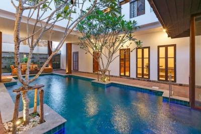 For RentHouseBangna, Bearing, Lasalle : For rent Baan Thai Villa Sukhumvit - Bearing (with private pool)