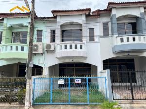 For RentTownhouseSriracha Laem Chabang Ban Bueng : House for rent 2 storey townhome for rent Behind Worakit Market Near "9 kilo" road and Sukhumvit road