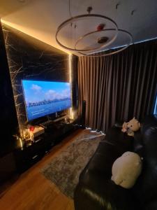 For SaleCondoRatchathewi,Phayathai : FOR Sale Ideo Q Chidlom Unit 1088/214