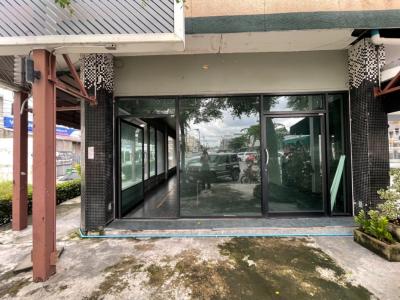 For RentRetailKasetsart, Ratchayothin : ND58 - Space for rent in Lat Phrao-Wang Hin area.