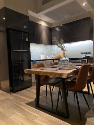 For RentCondoSukhumvit, Asoke, Thonglor : The Loft Asoke, beautifully decorated room, high floor, fully furnished (free cleaning fee 1 time/month, clean air conditioner 1)//for more information at LineOfficial:@promptyou