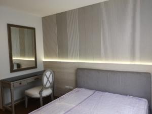 For RentCondoSukhumvit, Asoke, Thonglor : For Rent Pearl Residences Sukhumvit 24 3rd Floor Size 87 sq.m. 2 Bedroom 2 Bathroom #2044#