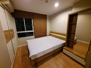 For RentCondoPinklao, Charansanitwong : Lumpini Park Pinklao Urgent rent !! The room is very spacious. You can ask for more information.