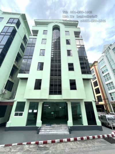 For RentOfficeRatchadapisek, Huaikwang, Suttisan : 7-storey office building for rent, Ratchada Soi 18 
(MRT Sutthisan 700m)
