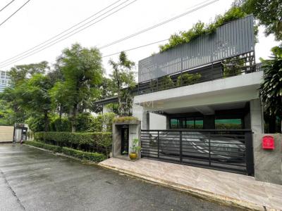 ขายบ้านพัฒนาการ ศรีนครินทร์ : โนเบิล ทารา พัฒนาการ / 5 ห้องนอน (ขาย), Noble Tara Pattanakarn / 5 Bedroom (SALE) PALM622