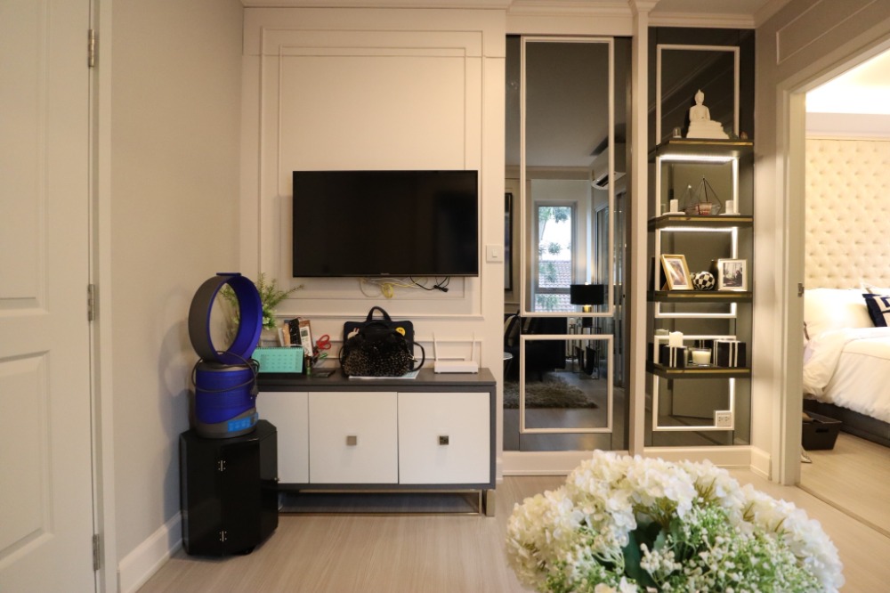 For SaleCondoLadprao, Central Ladprao : Condo for sale, The Tree Ladprao 15, near Chandrakasem Rajabhat University, MRT Ladprao, Tesco Lotus Ladprao, room 30 sq m, 3.39 million, interested 097 - 4655644 Chai