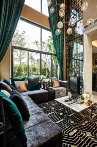 For SaleHouseOnnut, Udomsuk : LBH0428 Luxury detached house for sale, The Gentry Sukhumvit type Manhattan, good location, 15 minutes to Thonglor.