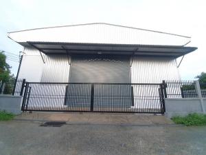 For RentWarehouseYothinpattana,CDC : #Warehouse for rent in Ramindra, Phaholyothin area, near the express and industrial ring :Near the Kanchana Ring Expressway and the Ramintra-At Narong Expressway and lines along the expressway : New and very high specification