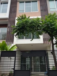 For RentTownhouseRama3 (Riverside),Satupadit : HR991 3-storey townhome for rent, Thanapat House Village, Green Zone, Soi Nonsi 20, near Central Rama 3.