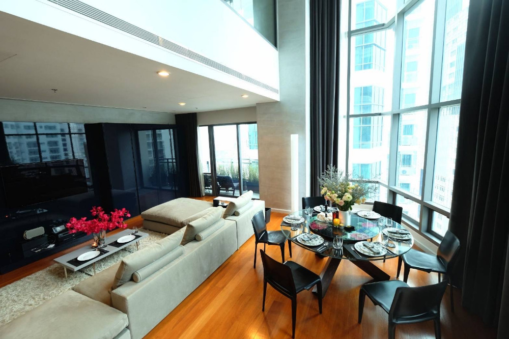 ขายคอนโดสุขุมวิท อโศก ทองหล่อ : Bright Sukhumvit 24 3bd 3bath 189.39sqm. 35,500,000 Am: 0656199198