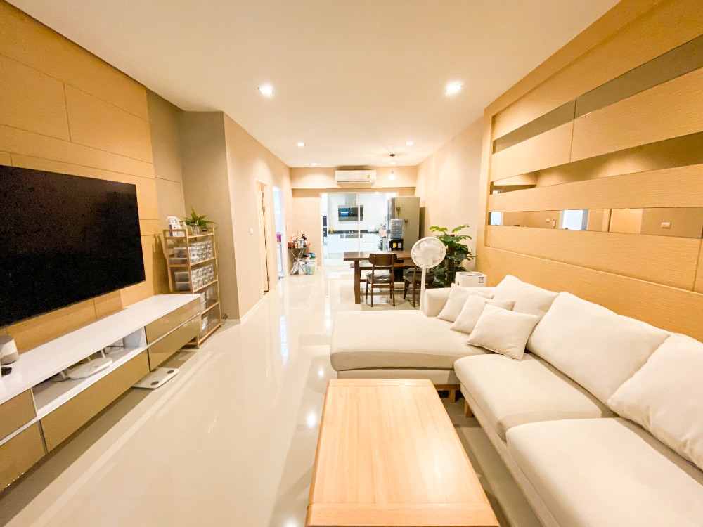 ให้เช่าทาวน์เฮ้าส์/ทาวน์โฮมอ่อนนุช อุดมสุข : 🏠 บ้านทาวน์โฮม​ เพิ่ง Renovate ปี 2021 ครัวใหญ่ อุปกรณ์ครบ เหมาะกับ คนทำงาน 💼 Work from home หรือแถวสุขุมวิท,  5 นาทีจาก BTS อ่อนนุช (รับนายหน้า)