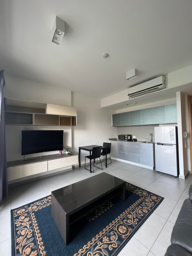 For RentCondoSukhumvit, Asoke, Thonglor : LA020_P THE LOFT EKKAMAI **Very beautiful room, fully furnished, ready to move in** Easy to travel near amenities