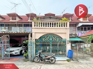 For SaleTownhouseSamut Prakan,Samrong : 2 storey townhouse for sale, Panya Nakhon Village, Bang Pu, Samut Prakan.
