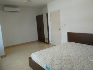 For RentTownhouseLadkrabang, Suwannaphum Airport : Quick rent!! Very good price, 3-storey townhome, very beautiful decoration, The Connect UP 3 ChalermPhraKeit 67