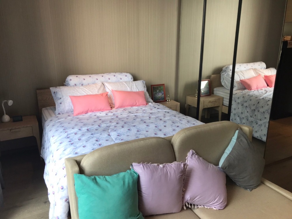 ให้เช่าคอนโดสุขุมวิท อโศก ทองหล่อ : Special price 14,999/ month can negotiated Park 24 1bedroom